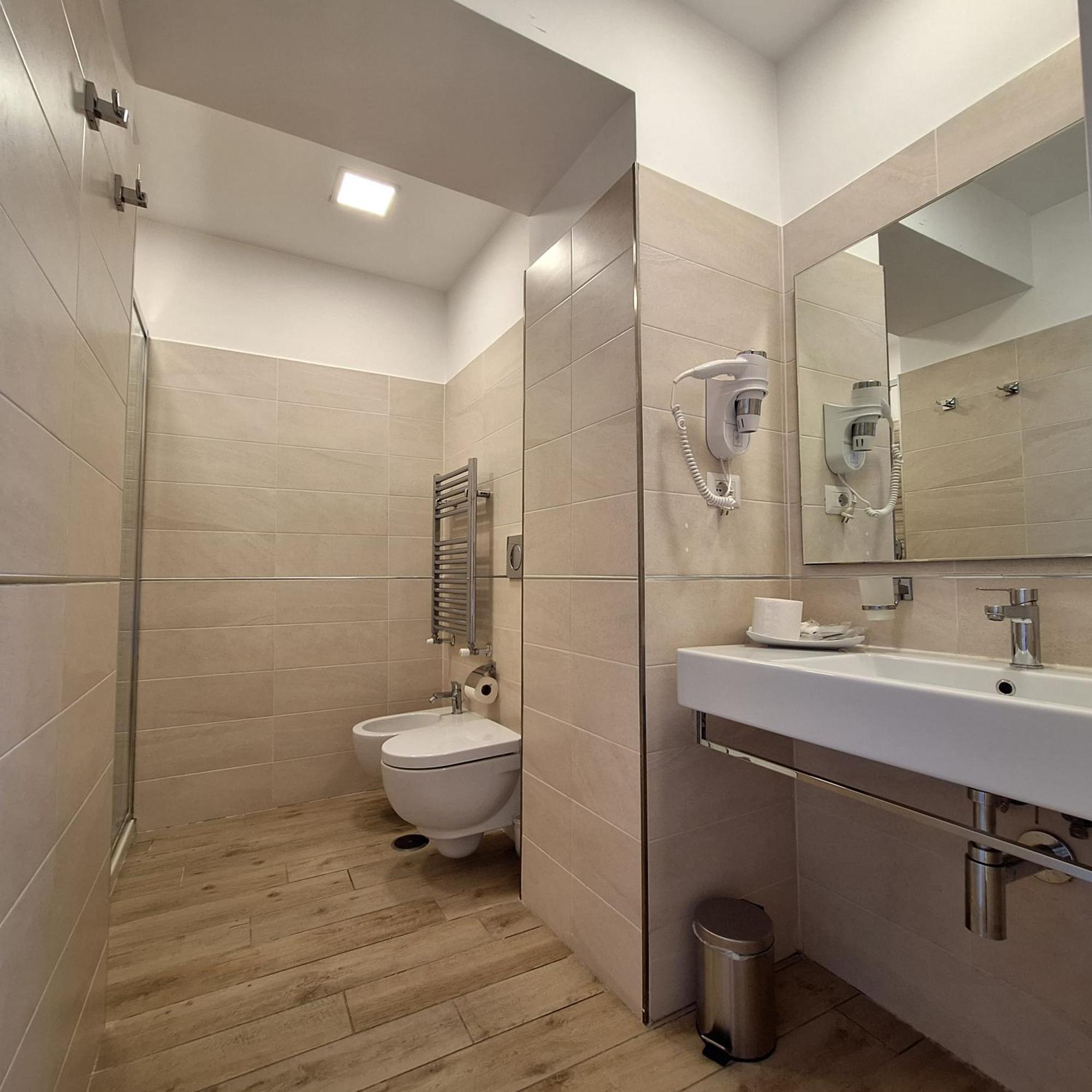 Residenze Serventi Longhi Rzym Zewnętrze zdjęcie